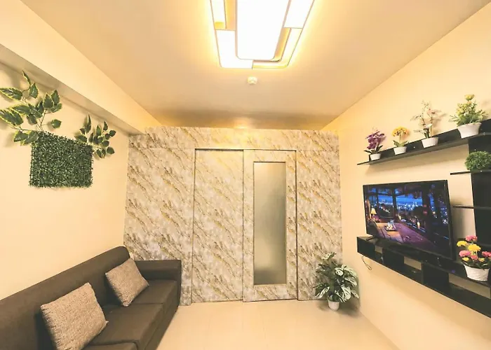 Chepeast Staycation Moa Hotel